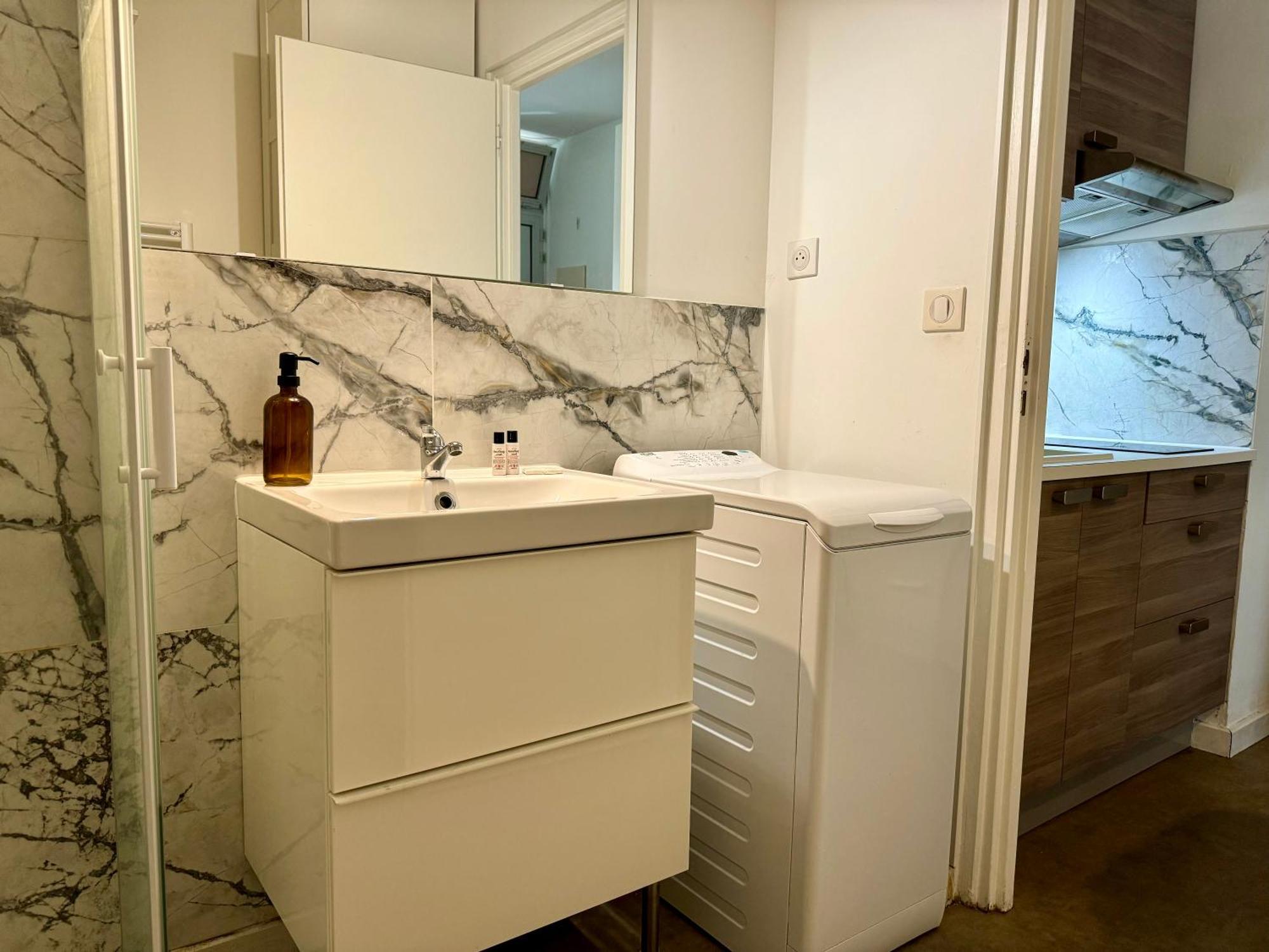 Suite Noya Villeurbanne Dış mekan fotoğraf